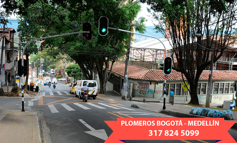 Destapes en Robledo Medellín